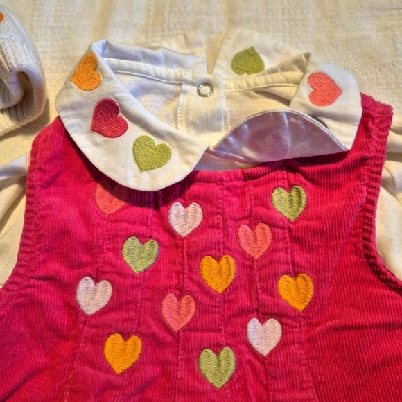 Gymboree girls size 2T pink corduroy pinnie with Peter Pan bodysuit & hat - Picture 2 of 9